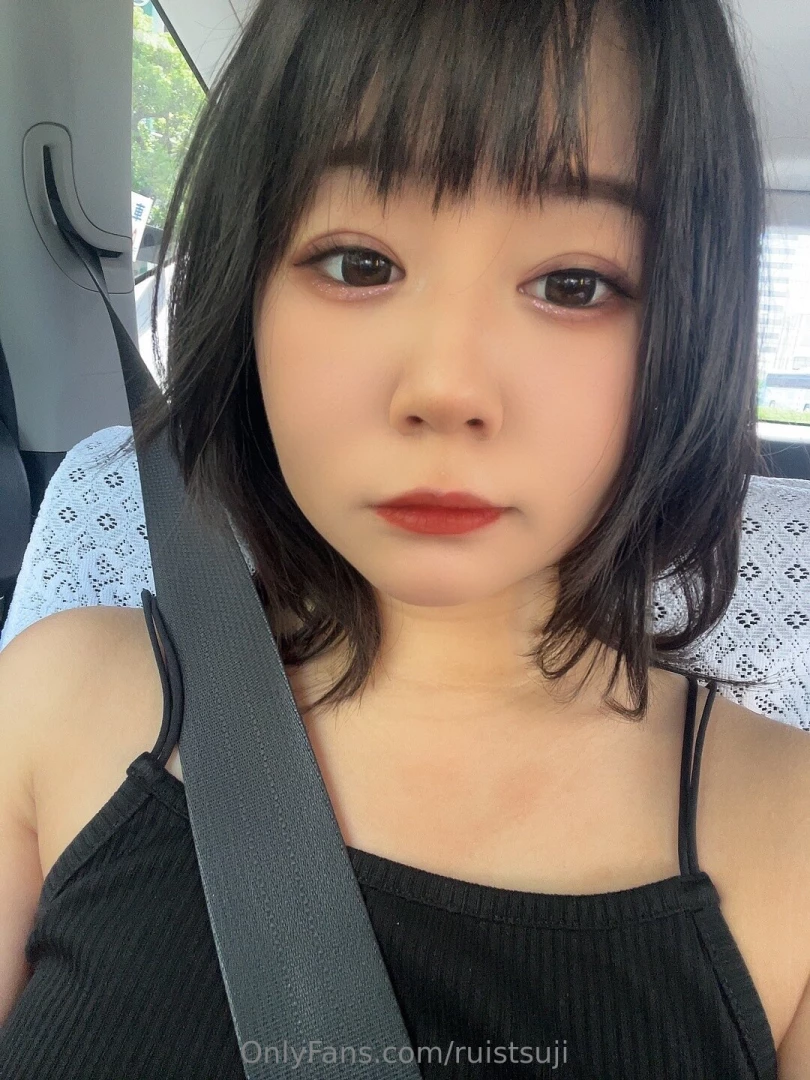 Making up please wait for the stream to start 