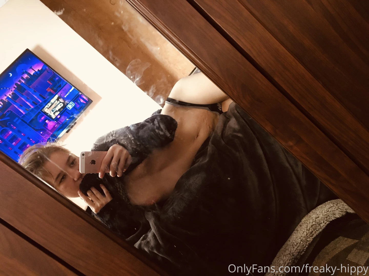 Had so much fun with this photoshoot i put up a couple extras on my part 5 