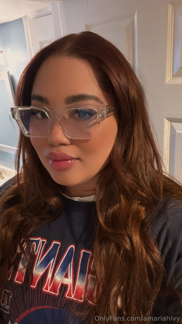 Message me and tell me what you would do to my pretty lil face part 3 