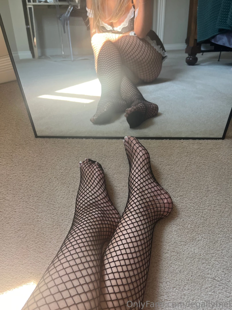 After being without my phone most of the day i m up and running again 