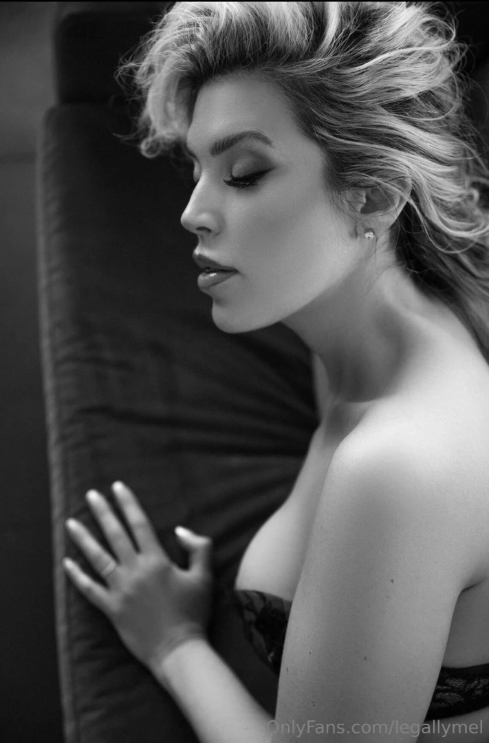 Hello my loves i ve been filming so much content lately i ve maxed my 