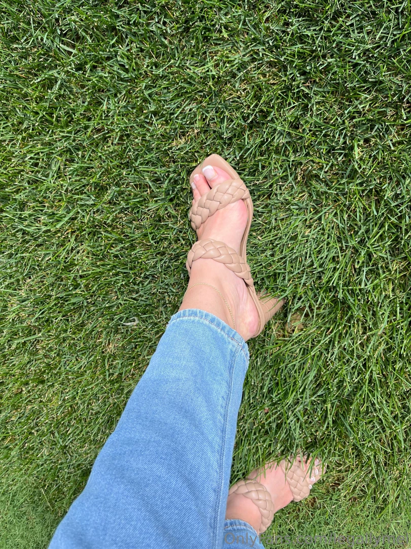 Hello my loves just getting undressed for the night and wanted to 