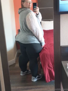 My outfit for the day i think i look fly