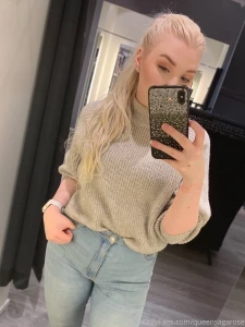 Shopping sunday how s your lazy day going