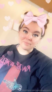 Electricity is out at work which means there s no ac so i m hot and