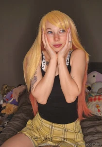 This outfit makes me feel sassy especially with the wig part 8