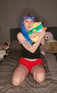 Black and red are the superior colors part 5