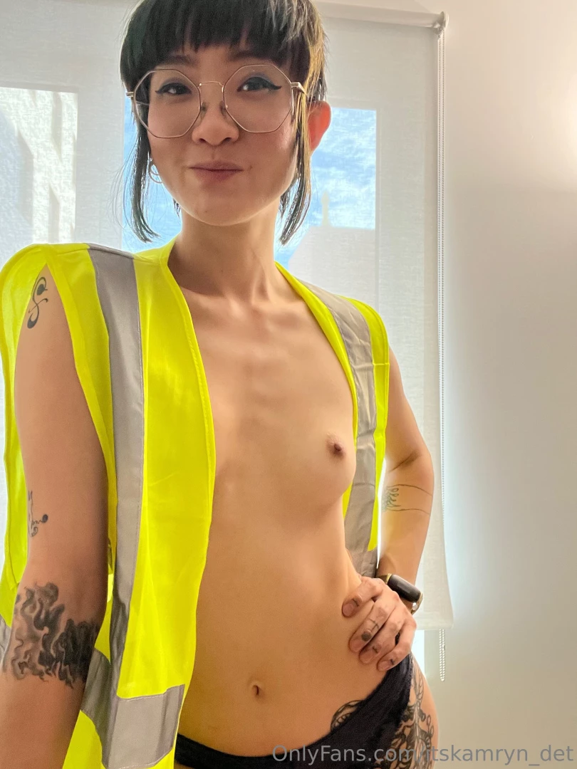 Happy belated-this-is-barely-a-costume-but-look-at-my-tittes-halloween part 13 