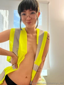 Happy belated-this-is-barely-a-costume-but-look-at-my-tittes-halloween