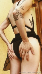 Happy friday now that i finally have some ass to grab i m grabbing it part 2