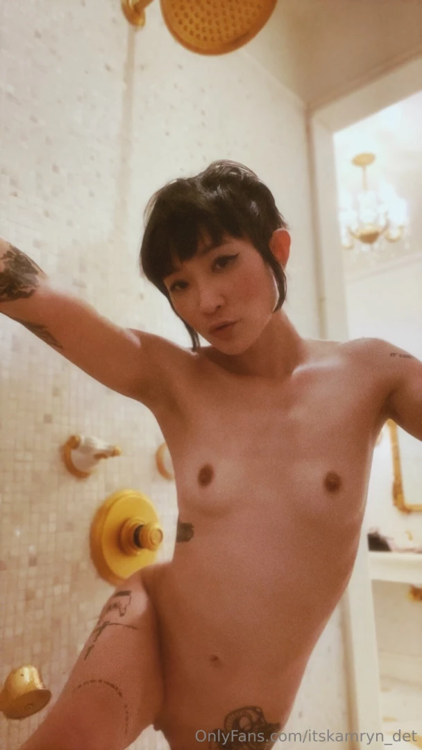 Heyo these are the last photos of this little shower photoset i hope part 1 