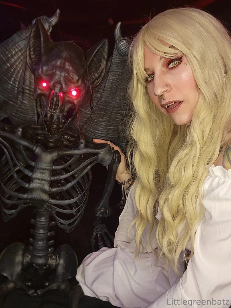 She got a date at midnight with nosferatu nsfw part 22 