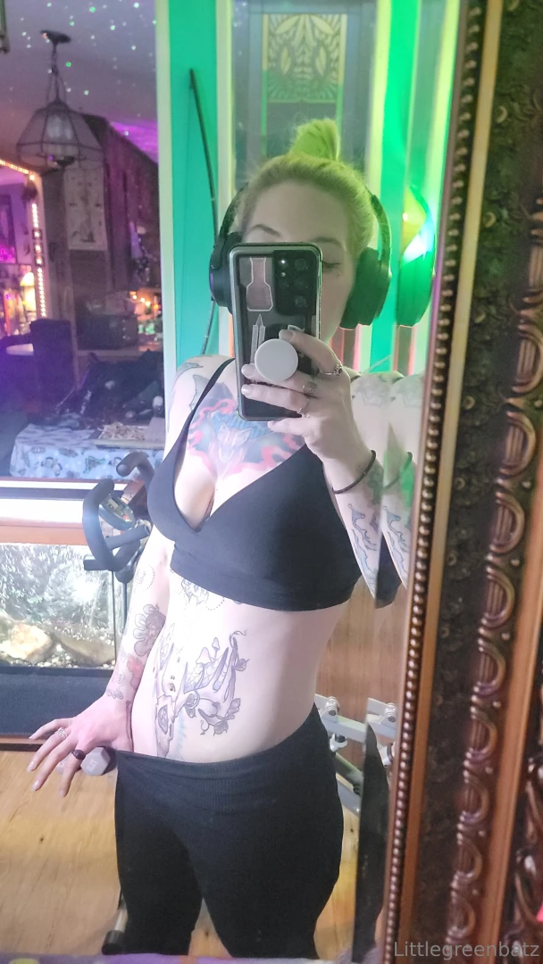 Cum work out with meeeeeeee nsfw 