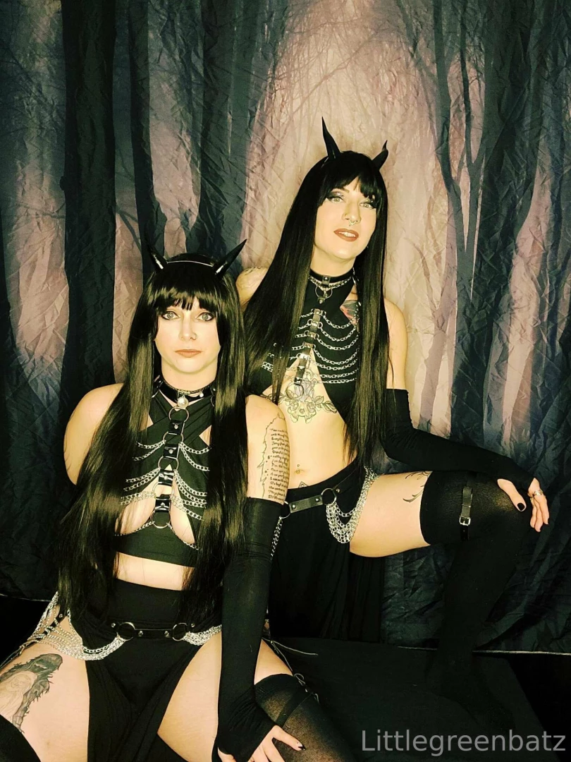 Double trouble succubus fun with the beautiful devvonmay we had alot part 2 