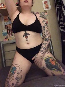 New bra arrived today it s really comfy but it didn t stay on long