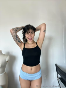 Come say hi dont be shy