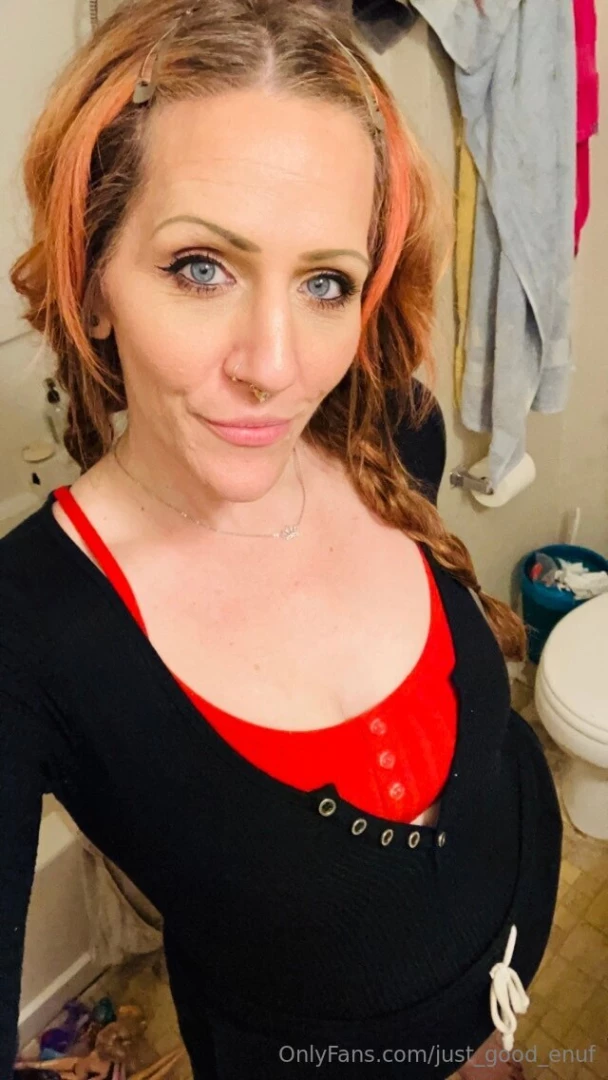 Feeling spicy in red part 1 