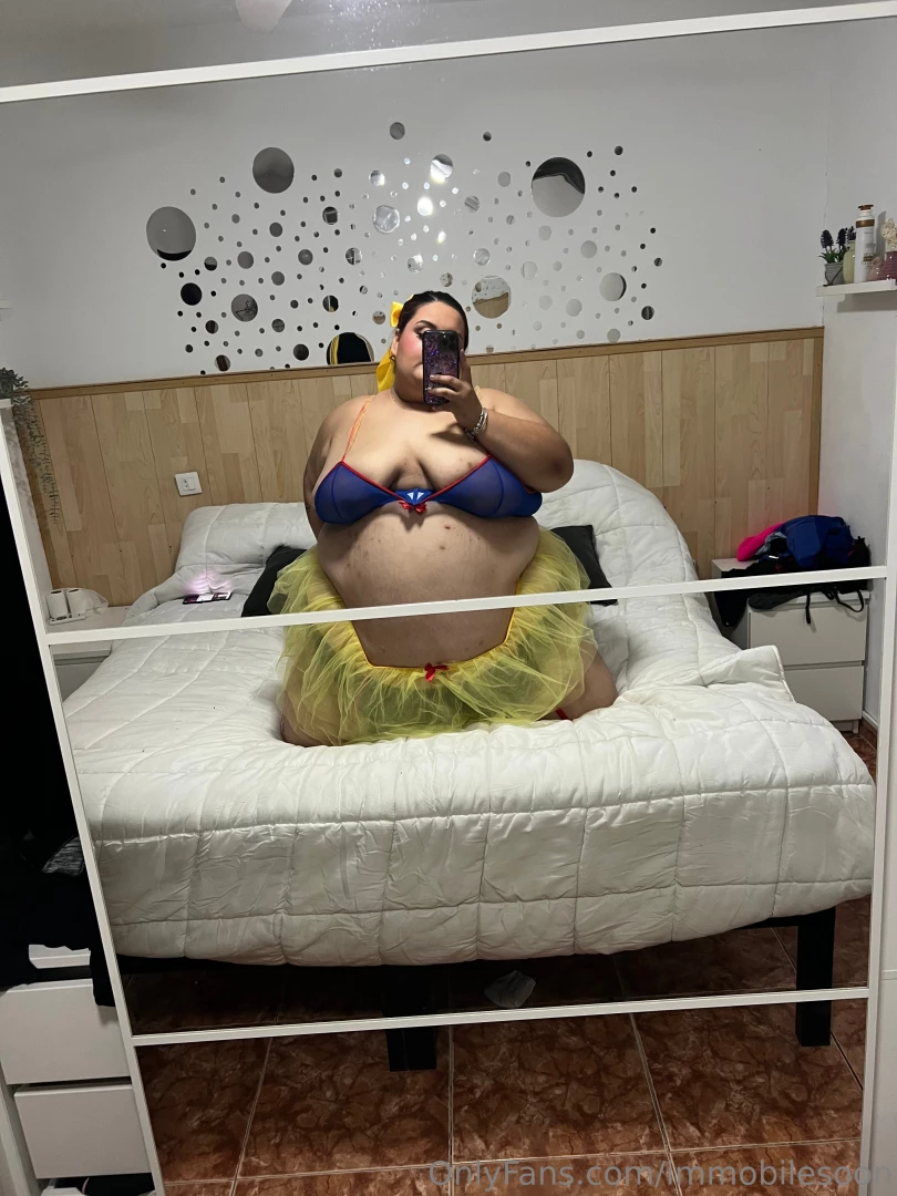 Every bite makes me feel so naughty but i know you love seeing me give 