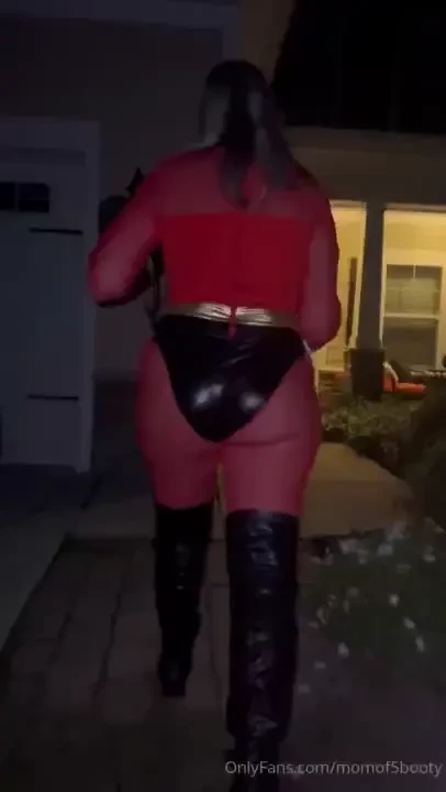 I wore my sexy incredibles halloween costume to our community party part 1 