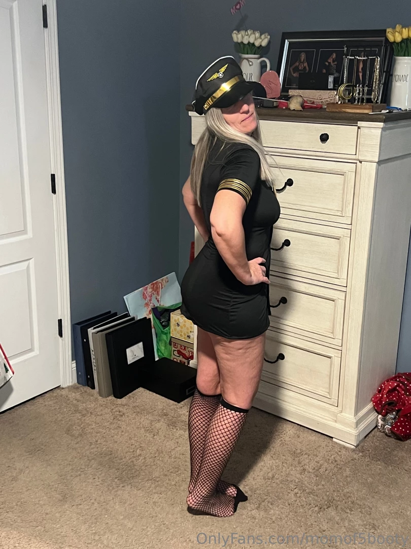 Momof5booty 
