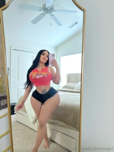 Gm papi if you wanna see something wet dm me