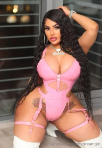 Pretty in pink part 1787