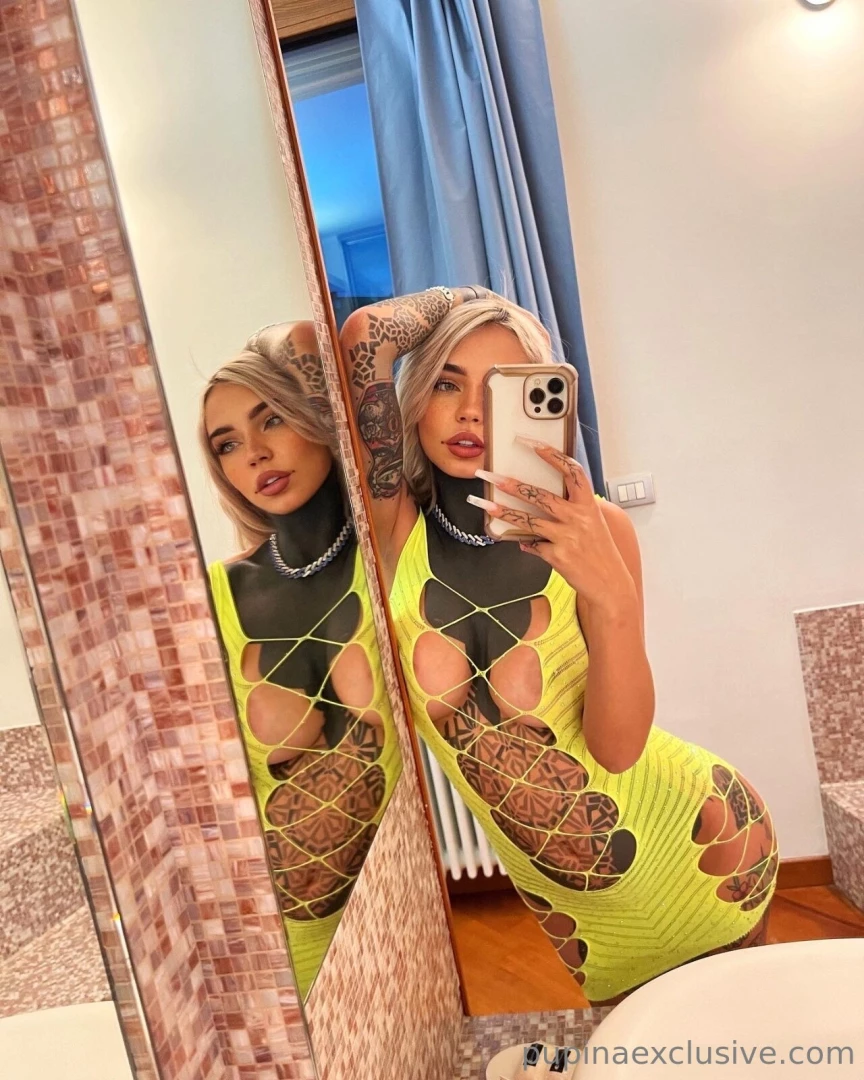 Solo per i pi audaci fishballsgg questa seduttrice con il suo corpo 