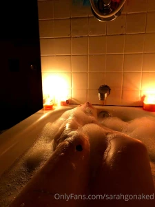 Sarahgonaked part 57