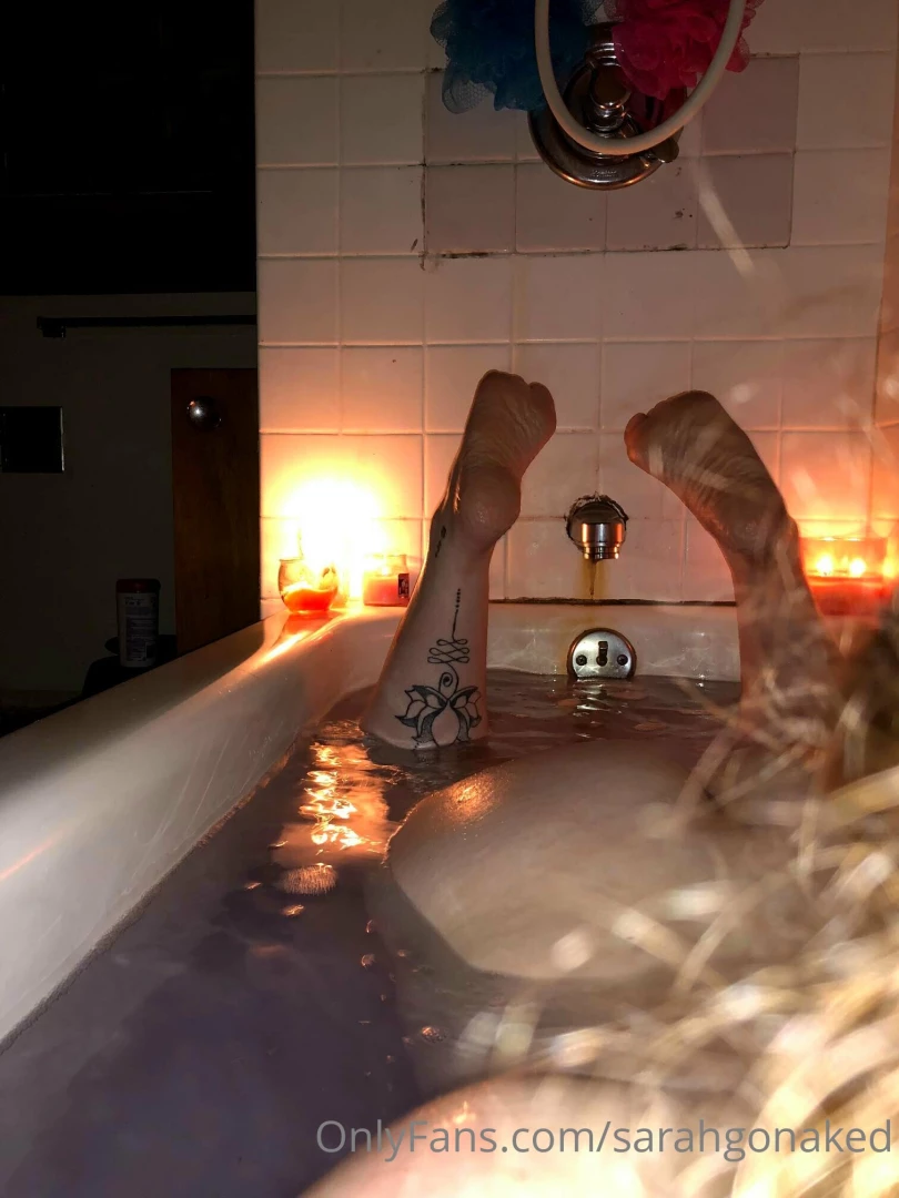 Sarahgonaked part 59 