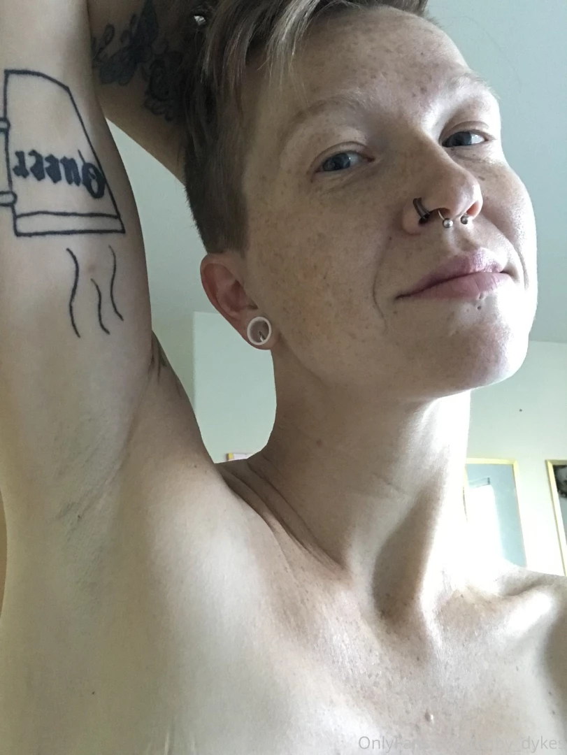 Omg shaved pits shaved my legs and armpits last night for a custom 