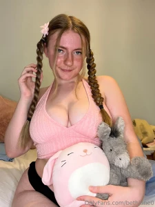 Come and cuddle me pretty please part 1