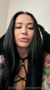 I m hungry for tips and cum