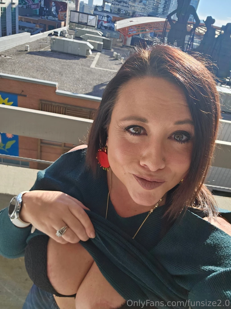 Work christmas party yesterday with some city and titties part 4 