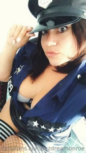 Do you like your girl to dress up i love to play dress up and do