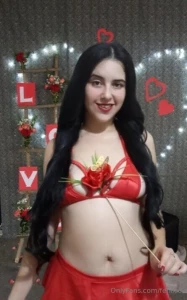 Ya llega san valent n y yo ya me pongo rom nticamente hot valentine s part 13