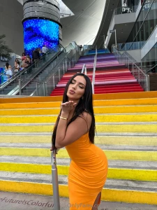 Nothing more beautiful than the color orange