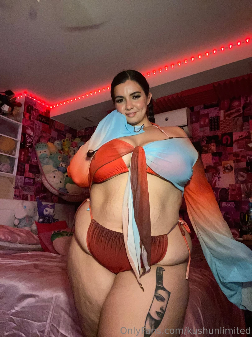 Sometimes a girl just needs pinned against a wall and put to sleep for 