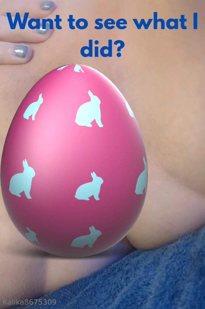 Two videos of me stuffing my pussy full one getting it all back out 
