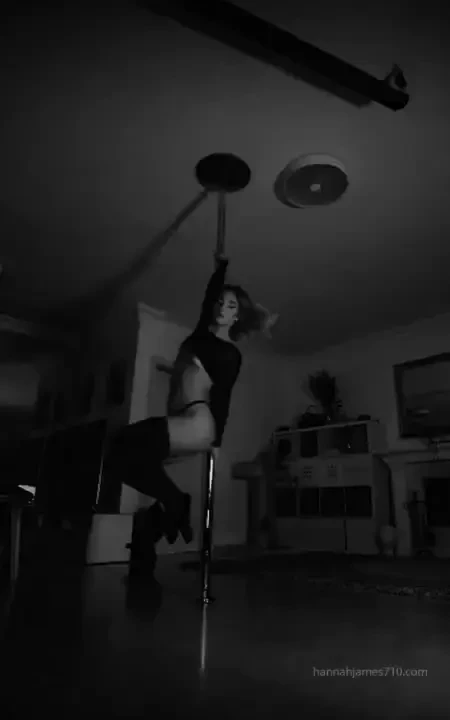 Just me trying to kill that bad monday vibes 