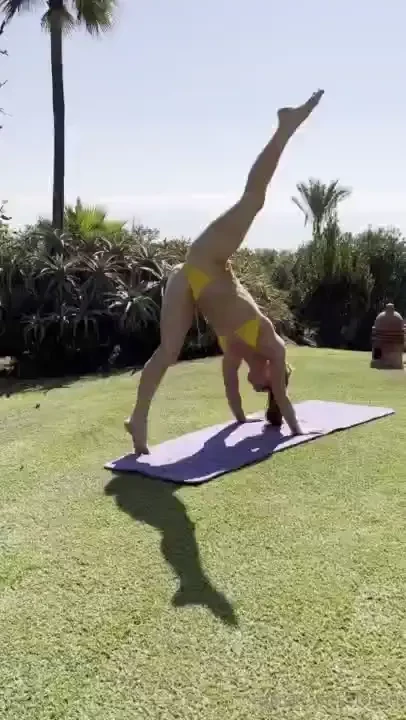 My mat s my stage and my moves simply magnetic part 1 