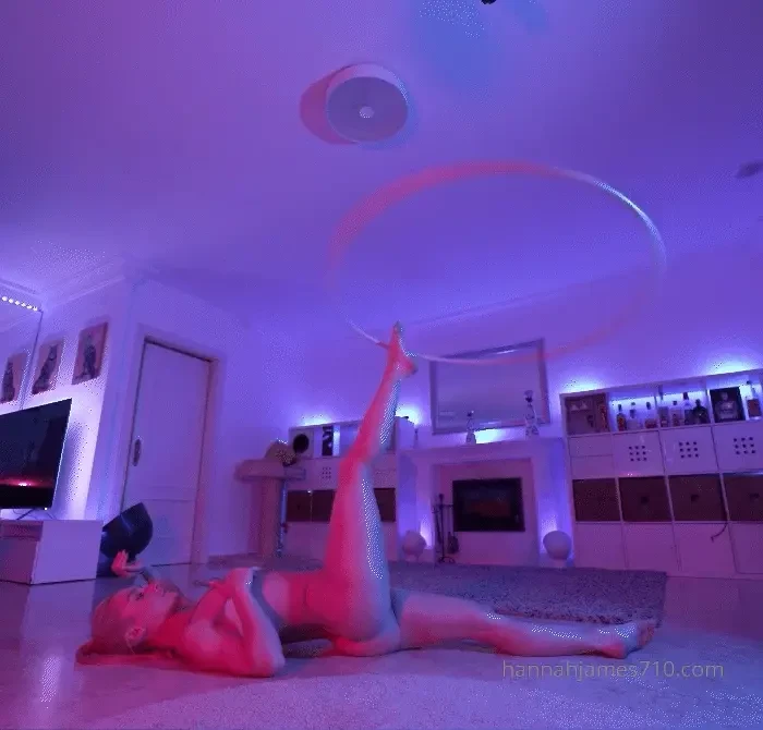 It s hula with hannah time again i m live at hannahjames710 com can 