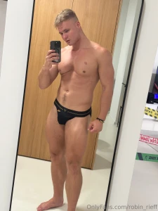 What s better than a hot body one with an even hotter mind