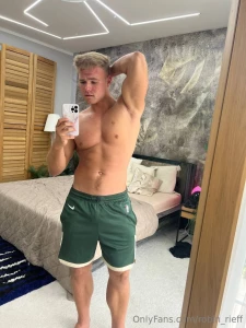 What s your move if i come closer and get even more daring