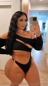 My curves will make you tremble