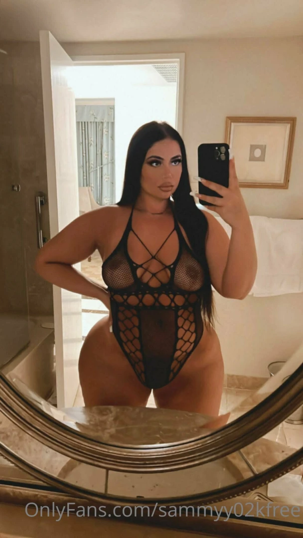 Are you ready to stretch my sweet holes 