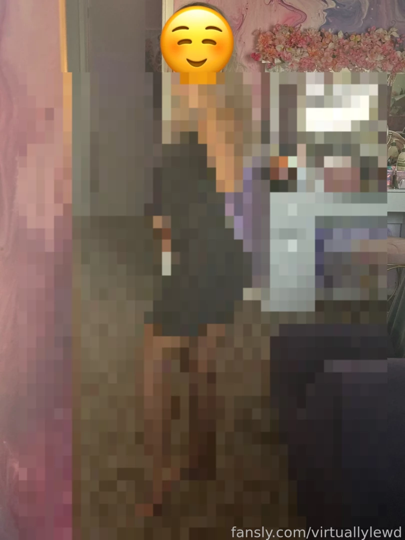 Do you like me in a dress dress idkwhattotagthis ootd 