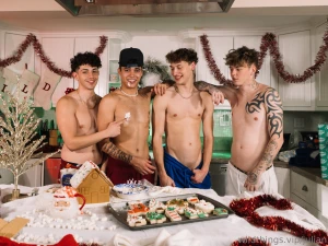 Merry xmas from brandoncardoso kylejacobswild aydenwildin amp i dm me