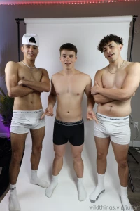 Livestream in 2 hours be there or miss out i ll do whatever you want