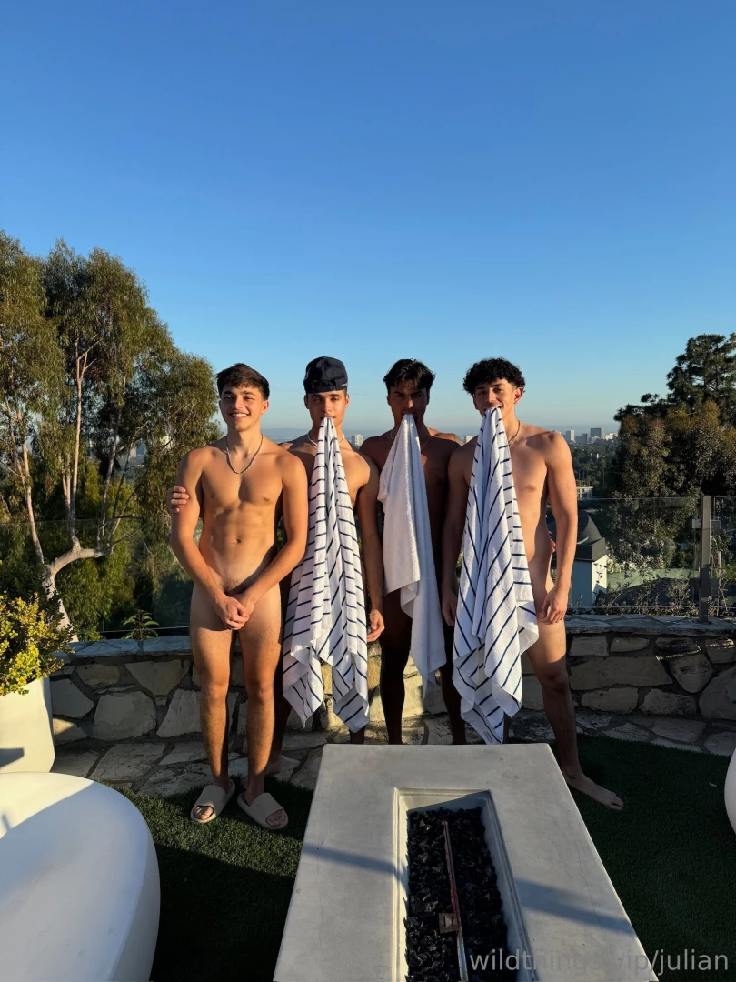 Should we do a group jerk off collab brandoncardoso flowasthetao 
