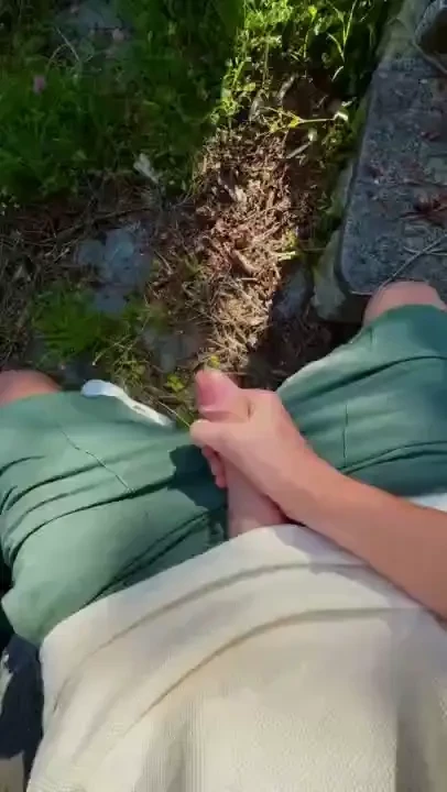 Jerked off outside for the first time let me know about your outdoor 